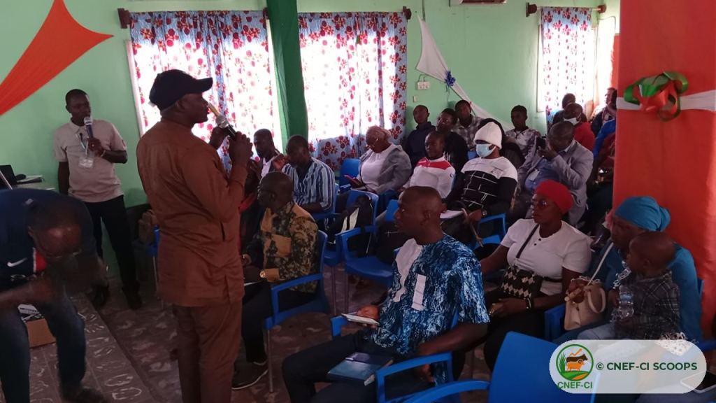 Échanges avec les participants pendant la formation CNEF-CI