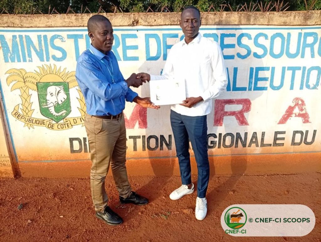 Remise des attestations — Direction régionale du MIRAH du Poro, Korhogo